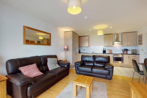 2 bedroom apartment for sale, High Street, London, E15