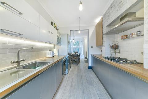 3 bedroom end of terrace house for sale - St. Thomas's Place, London, E9