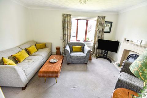 2 bedroom semi-detached bungalow for sale - Pilkington Drive, Whitefield, M45