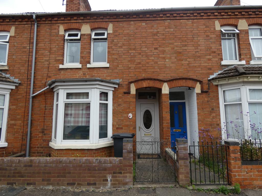 Grove Road, Rushden, NN10 2 bed flat £895 pcm (£207 pw)