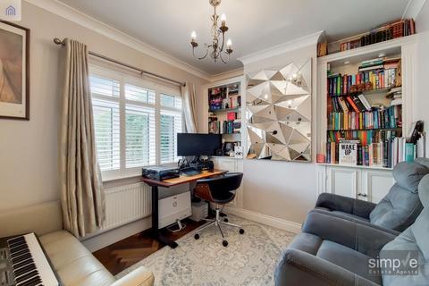 39 Lime Grove, Hayes, UB3 1JL