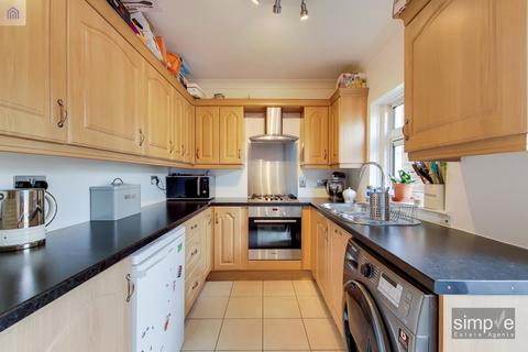 39 Lime Grove, Hayes, UB3 1JL