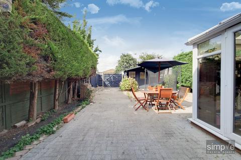 39 Lime Grove, Hayes, UB3 1JL