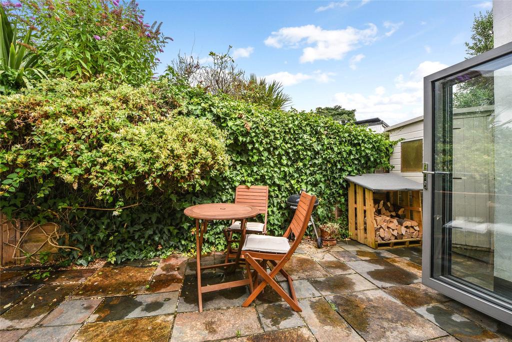 Courtyard Garden