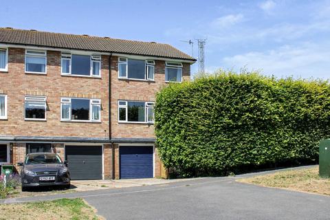 3 bedroom end of terrace house for sale - The Martlets, Lewes