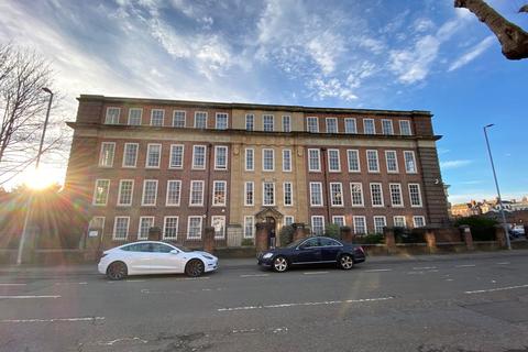 Serviced office to rent, County House, St Mary's Street, Worcester, WR1 1HB