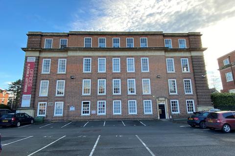 Serviced office to rent, County House, St Mary's Street, Worcester, WR1 1HB