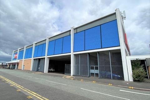 Warehouse to rent, Longton Exchange, Longton, Stoke On Trent, ST3 1NQ