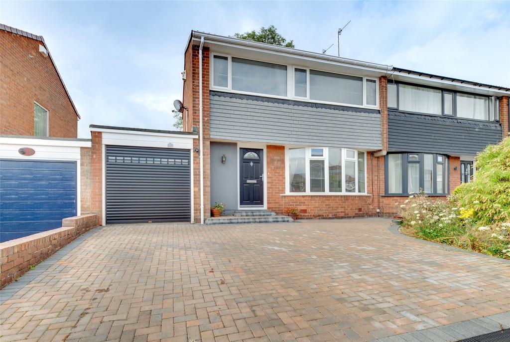 Lindale Avenue, Whickham, NE16 3 bed semidetached house £250,000