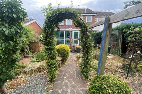 31 Viscount Road, Northampton, NN3 5BJ