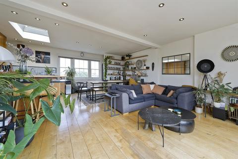 3 bedroom flat for sale - Colville Road, London, W11