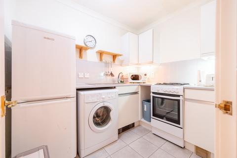 1 bedroom flat to rent, Kildonan Drive, Flat 2-3, Thornwood, Glasgow, G11 7XG