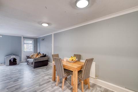 31 Aldington Close, Redditch, B98 7NE