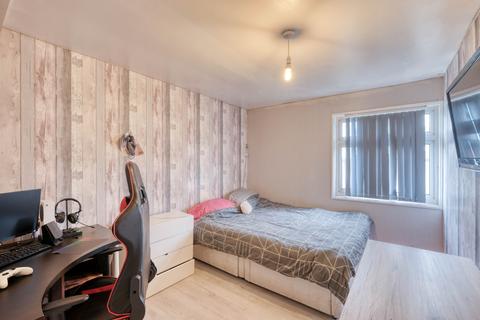 31 Aldington Close, Redditch, B98 7NE