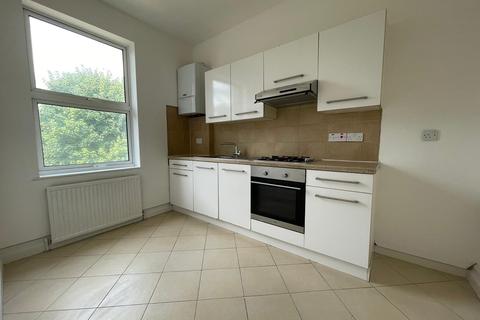 51c Mattock Lane, London, W13 9NS