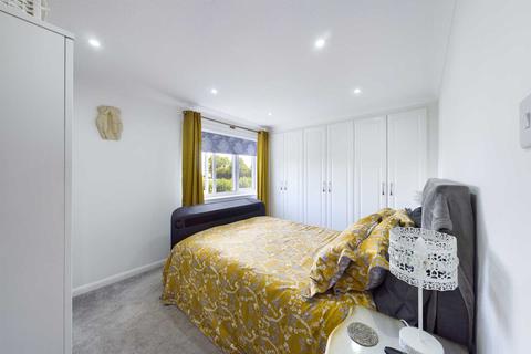 19 Amble Road, Callington, PL17 7QE