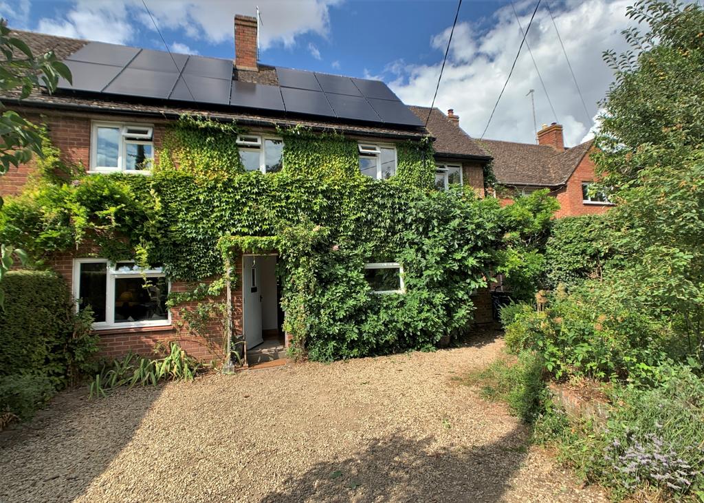 Mill Lane, East Hendred 4 bed semidetached house £2,100 pcm (£485 pw)