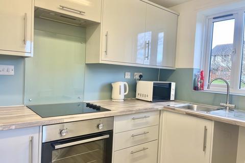 2 bedroom semi-detached house to rent, Miller Way, Exminster