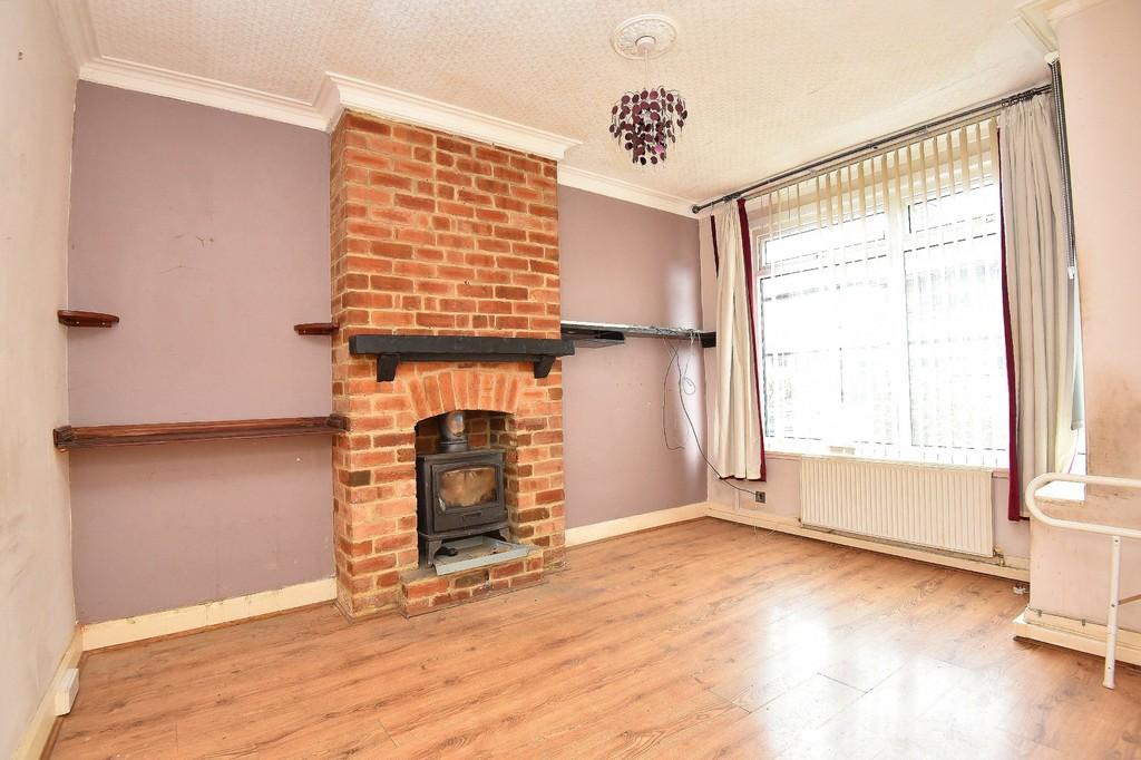 Burke Street, Harrogate 2 bed terraced house £200,000