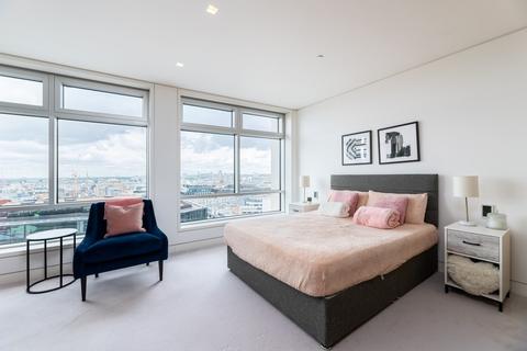 2 bedroom apartment to rent, Centre Point Residences, New Oxford Street WC1