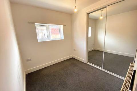 2 bedroom flat to rent, Havant Road, Drayton, Portsmouth