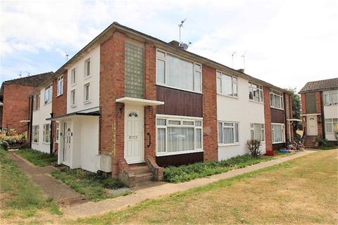 2 bedroom flat for sale - Holland Road, Clacton on Sea