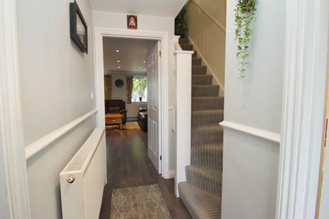 3 bedroom terraced house for sale - Merino Close, Wanstead