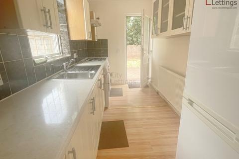 3 bedroom semi-detached house to rent - Charlbury Road, Wollaton