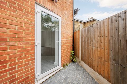 1 Beech Way, London, NW10 8HX