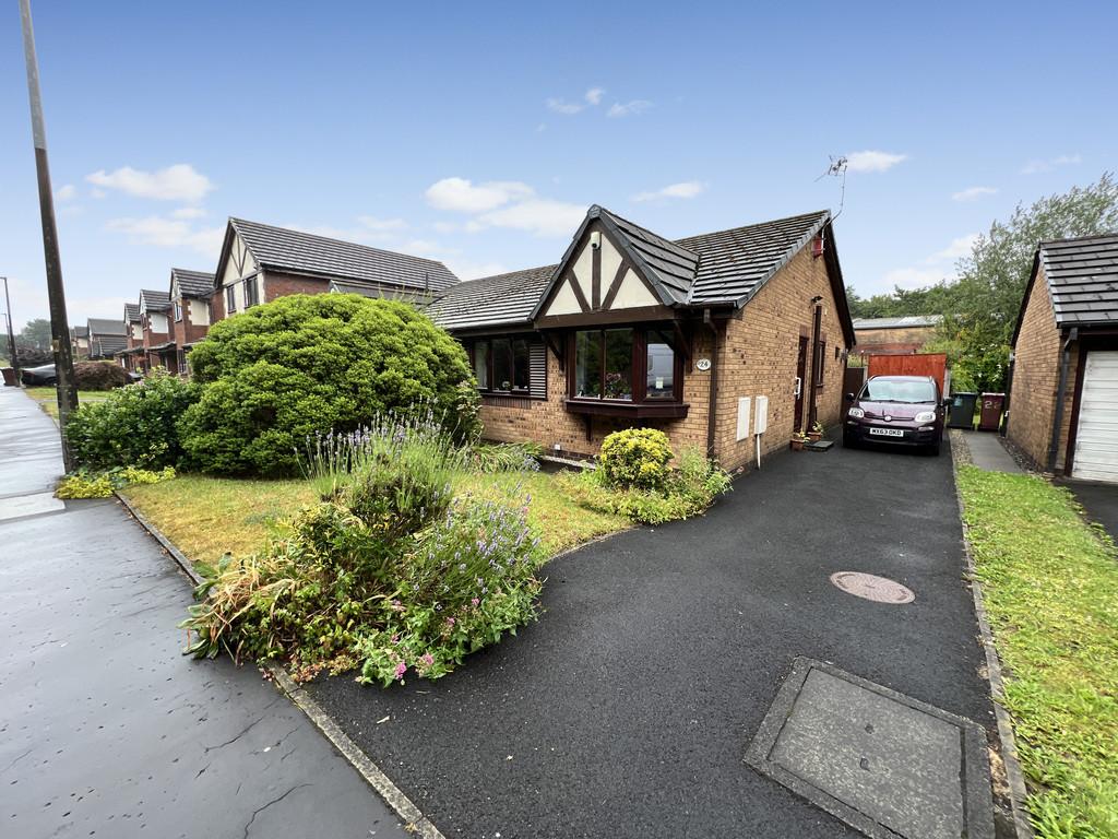 Richmond Park, Darwen 2 bed semidetached bungalow for sale £145,000