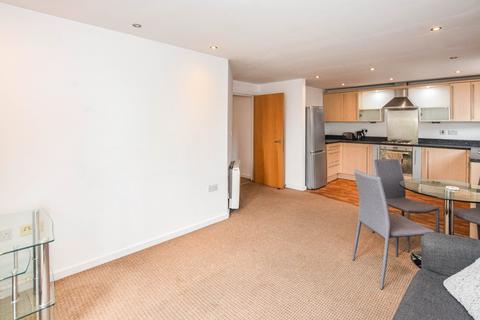 2 bedroom flat to rent, Platt House, 5 Elmira Way, Salford, M5