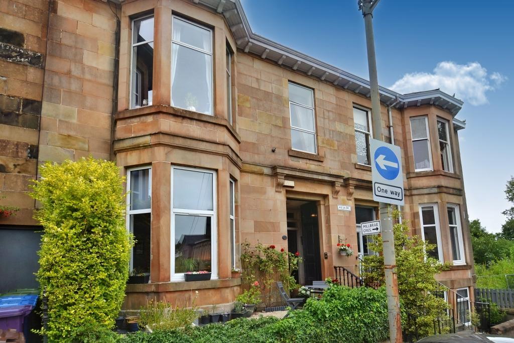 23 Ailsa Drive, Langside, G42 9UL 1 bed flat £219,000