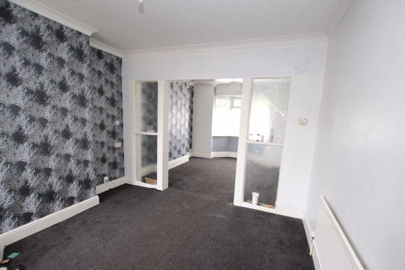 Sitting dining room