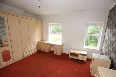 67 Highfield Avenue, Grimsby, DN32 0JW
