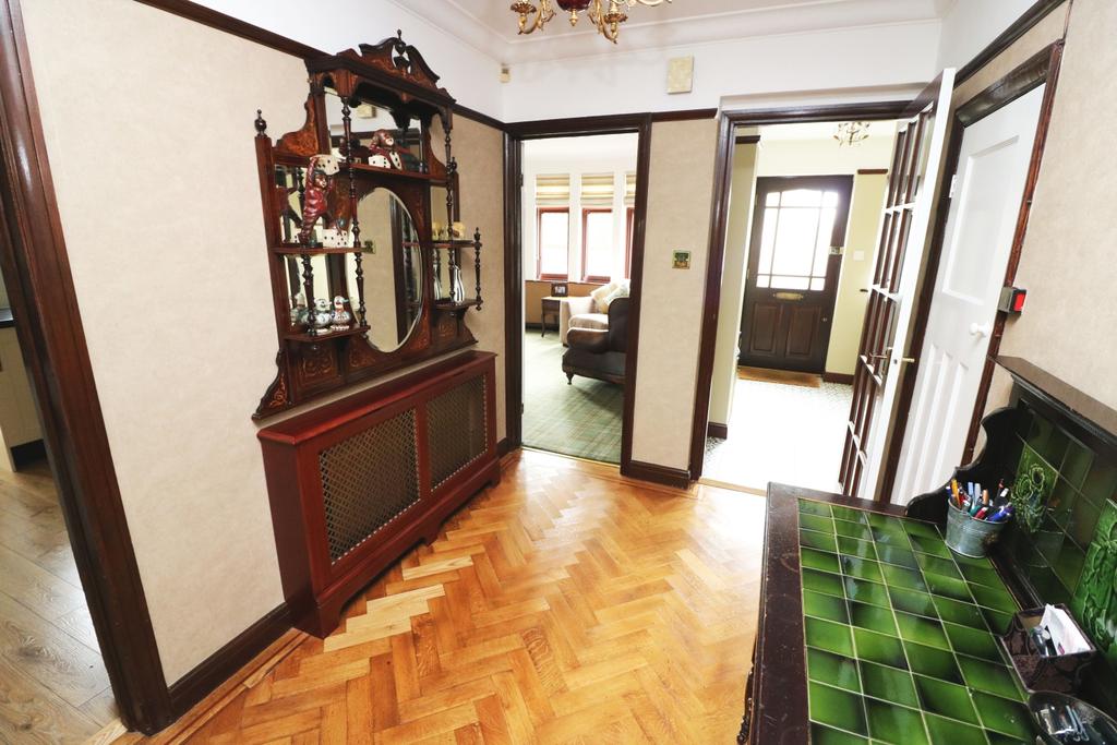 19 Budebury Road Hall