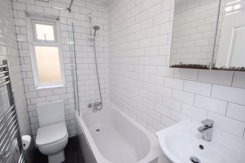 49a Queens Road, Southend-on-sea, SS1 1LT