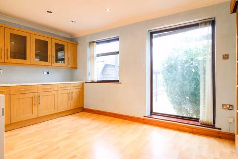42 Downs Road, Slough, SL3 7DF