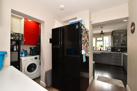 14 Branch Road, Ilford, IG6 3TL