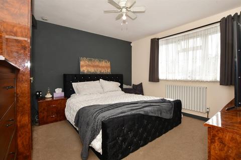 14 Branch Road, Ilford, IG6 3TL