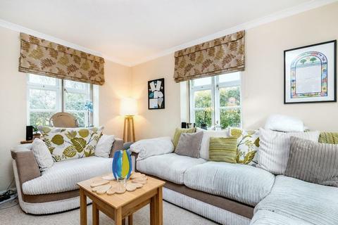 4 bedroom cottage for sale - Hogarth Hill, Hampstead Garden Suburb, NW11