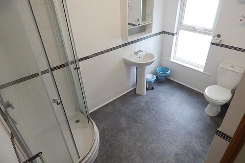 4 bedroom terraced house to rent, Friars Road, Bangor, Gwynedd, LL57