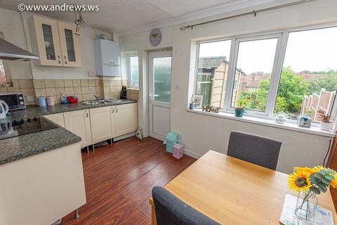 2 bedroom end of terrace house for sale - Tyndale Crescent, Great Barr, BIRMINGHAM, B43