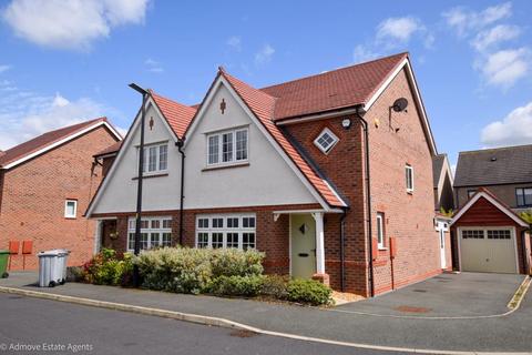 3 bedroom semi-detached house to rent, Sandiacre, West Timperley, Timperley, Altrincham, WA14