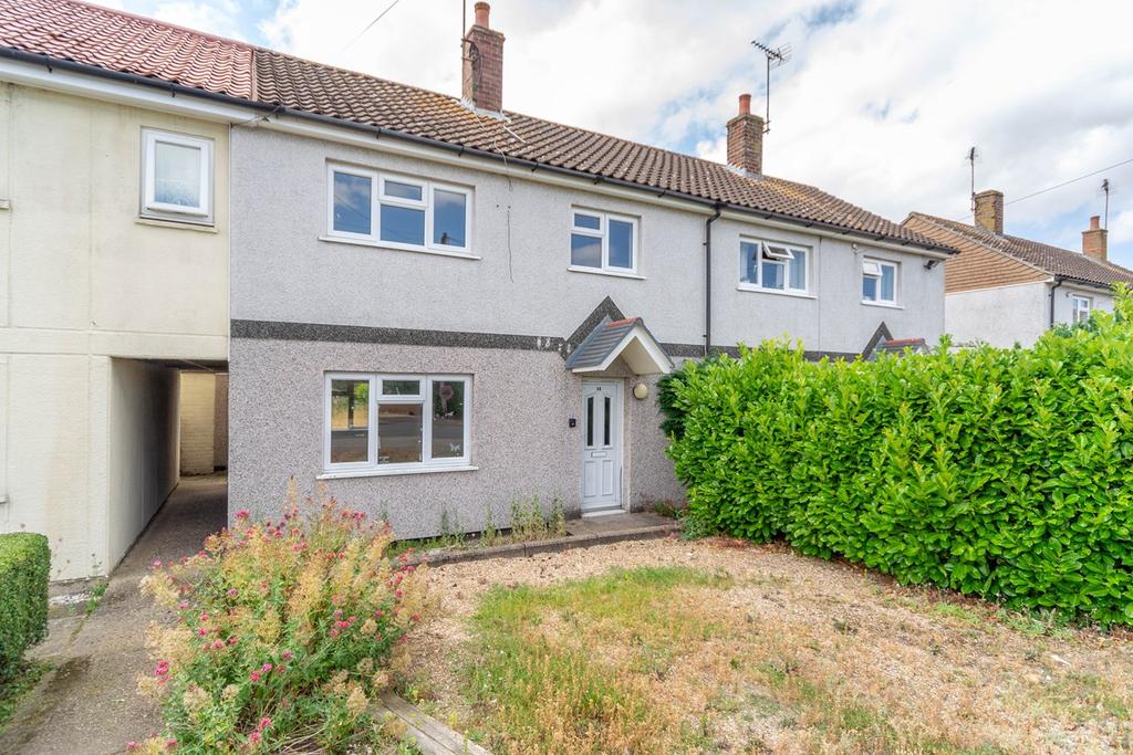 Waterfield Avenue, Fakenham, NR21 3 bed semidetached house £125,000