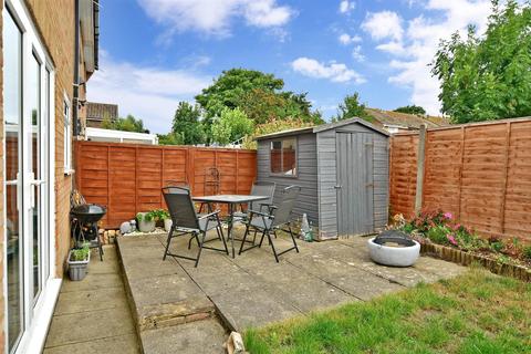 23 Mitchelldean, Peacehaven, BN10 8EF