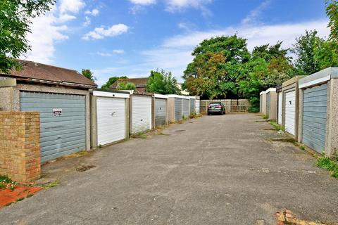 23 Mitchelldean, Peacehaven, BN10 8EF