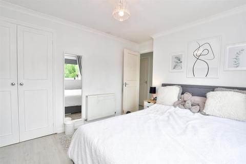 23 Mitchelldean, Peacehaven, BN10 8EF