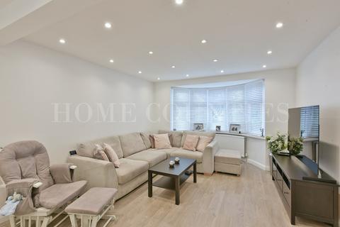 402 Mutton Lane, Potters Bar, EN6 3AT