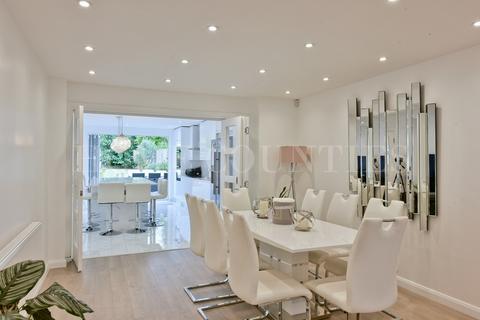 402 Mutton Lane, Potters Bar, EN6 3AT