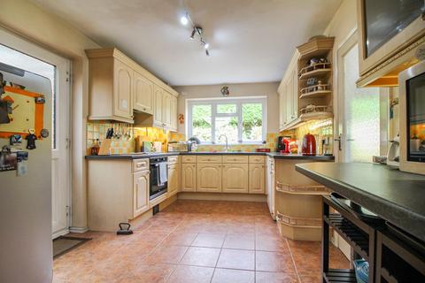 44 Berkeley Avenue, Reading, RG1 6JE